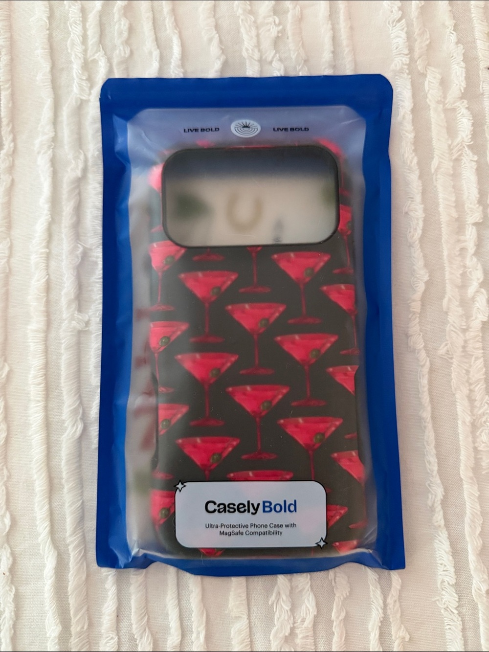 Black & Red Martini Pattern Phone Case - MagSafe Compatible iphone 17 pro max